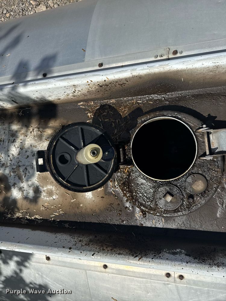 image for item FB9361 Beall tank truck bed