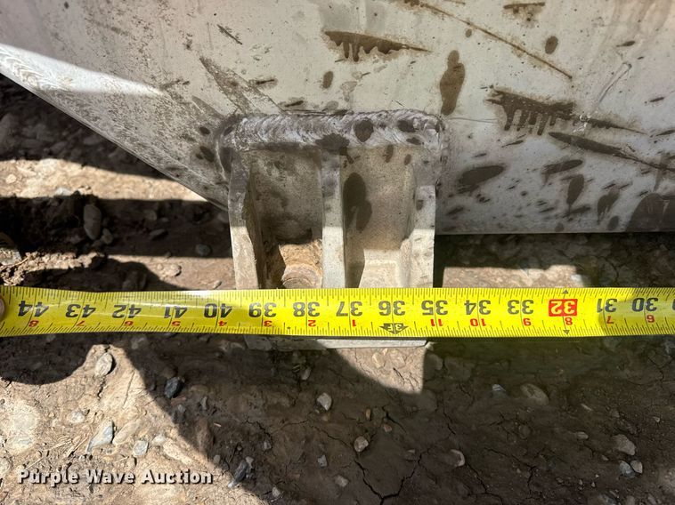 image for item FB9362 Beall tank truck bed