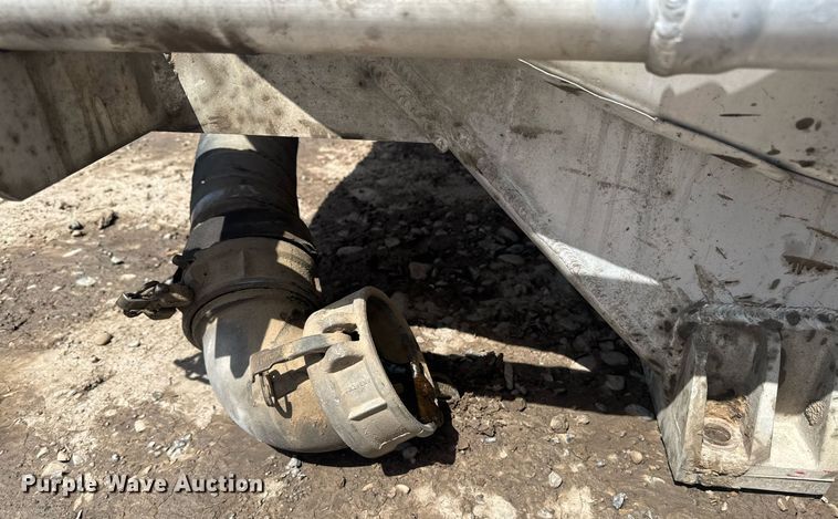 image for item FB9362 Beall tank truck bed