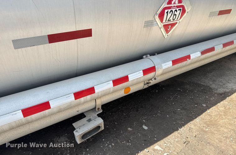 image for item FB9362 Beall tank truck bed