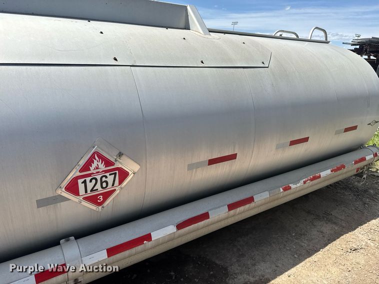 image for item FB9362 Beall tank truck bed