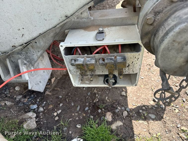 image for item FB9362 Beall tank truck bed