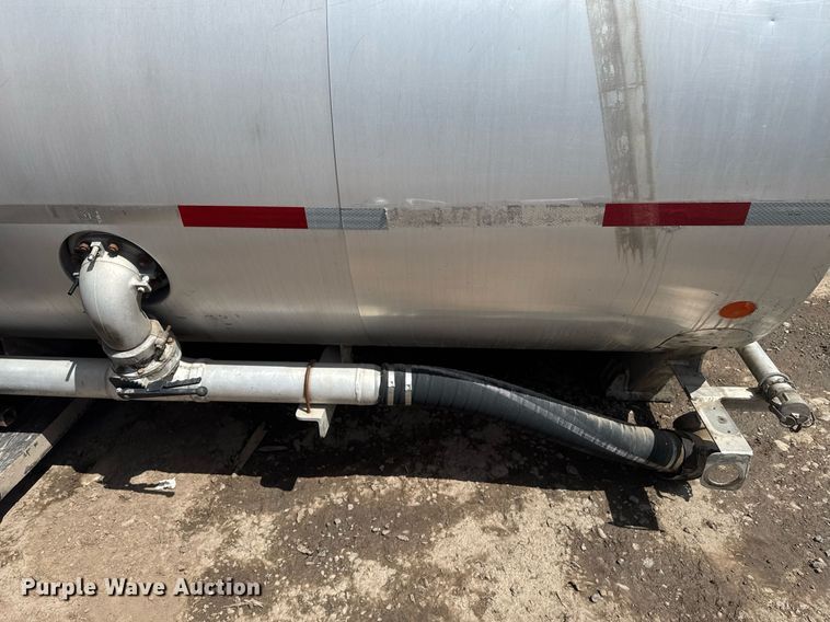 image for item FB9362 Beall tank truck bed