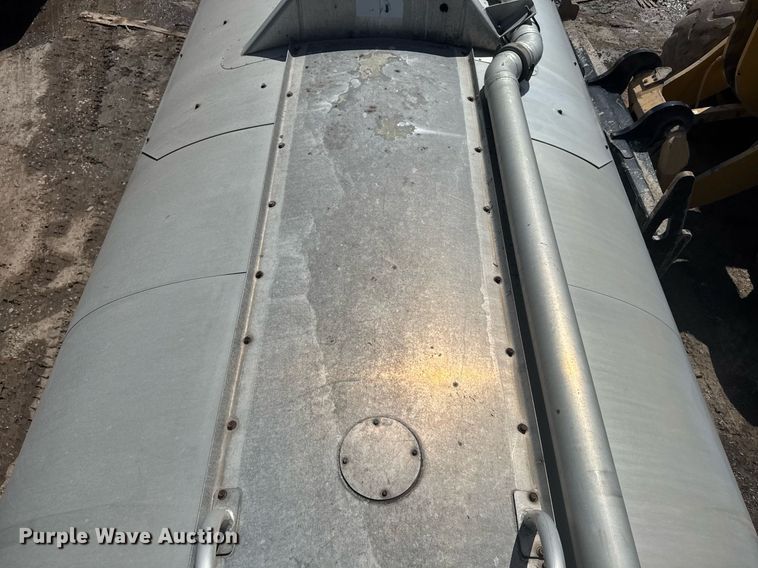 image for item FB9362 Beall tank truck bed