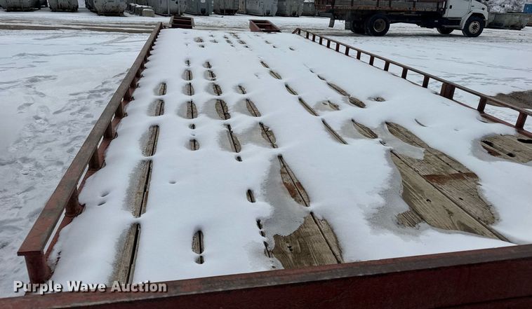 image for item NN9579 2004 Belshe equipment trailer