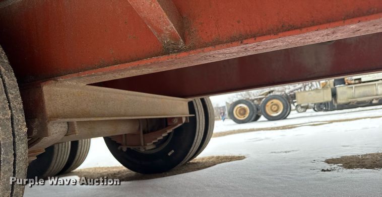 image for item NN9579 2004 Belshe equipment trailer