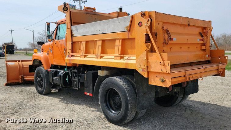 image for item NV9772 2000 International 2554 dump truck
