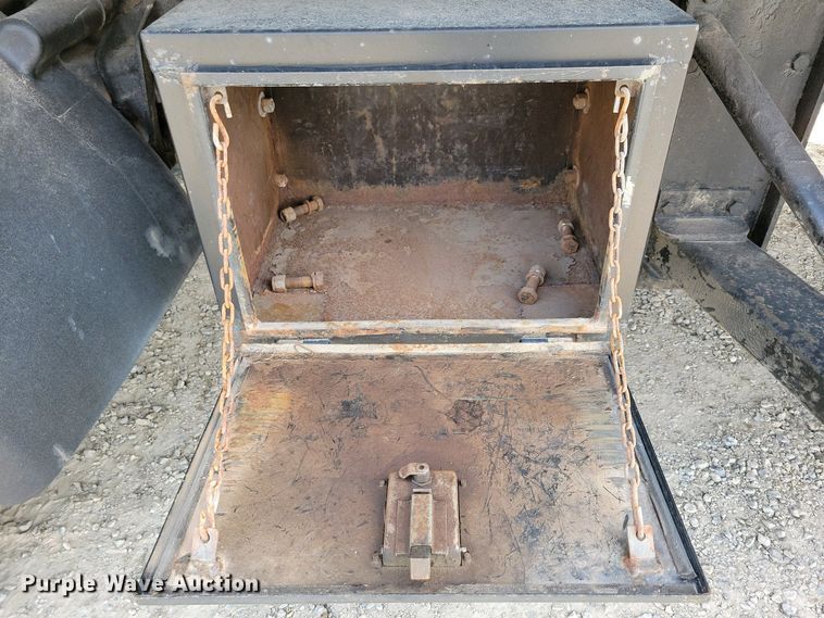 image for item NV9772 2000 International 2554 dump truck