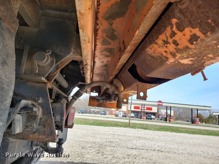 image for item NV9772 2000 International 2554 dump truck