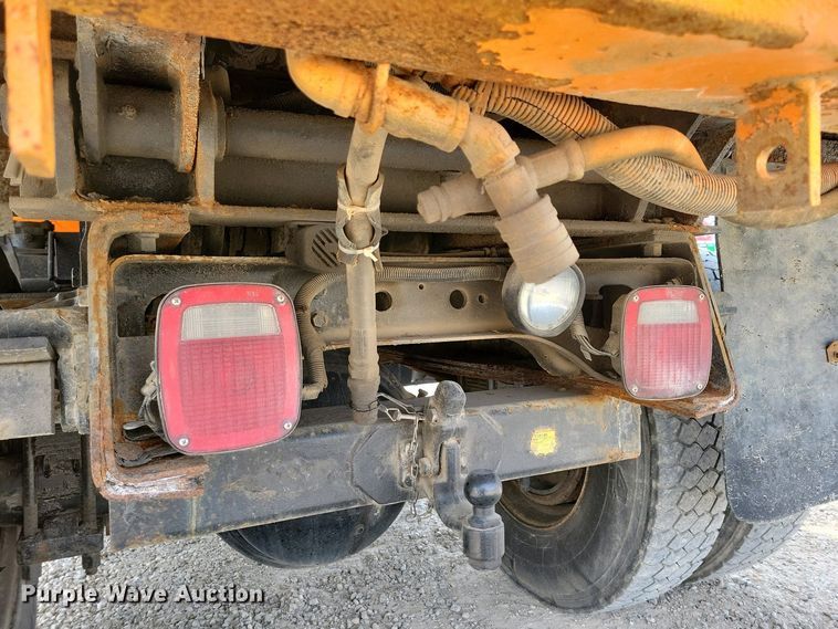 image for item NV9772 2000 International 2554 dump truck