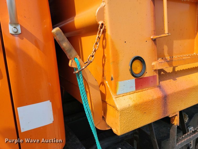 image for item NV9772 2000 International 2554 dump truck