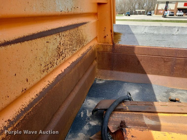 image for item NV9772 2000 International 2554 dump truck