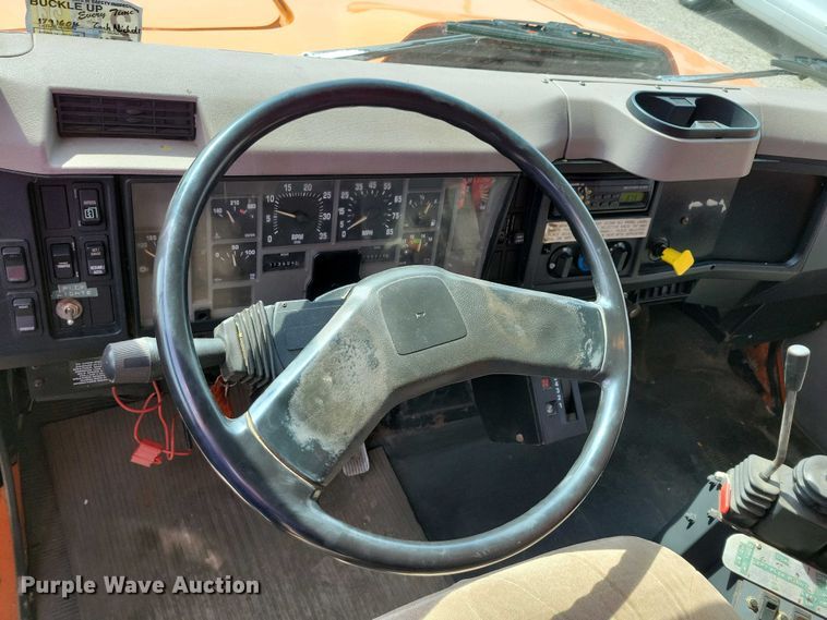 image for item NV9772 2000 International 2554 dump truck