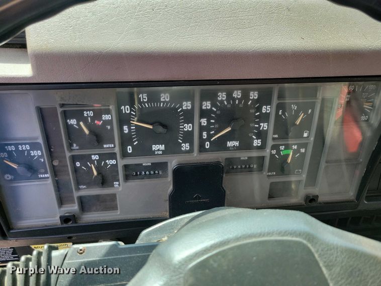 image for item NV9772 2000 International 2554 dump truck