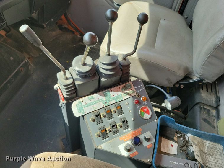 image for item NV9772 2000 International 2554 dump truck