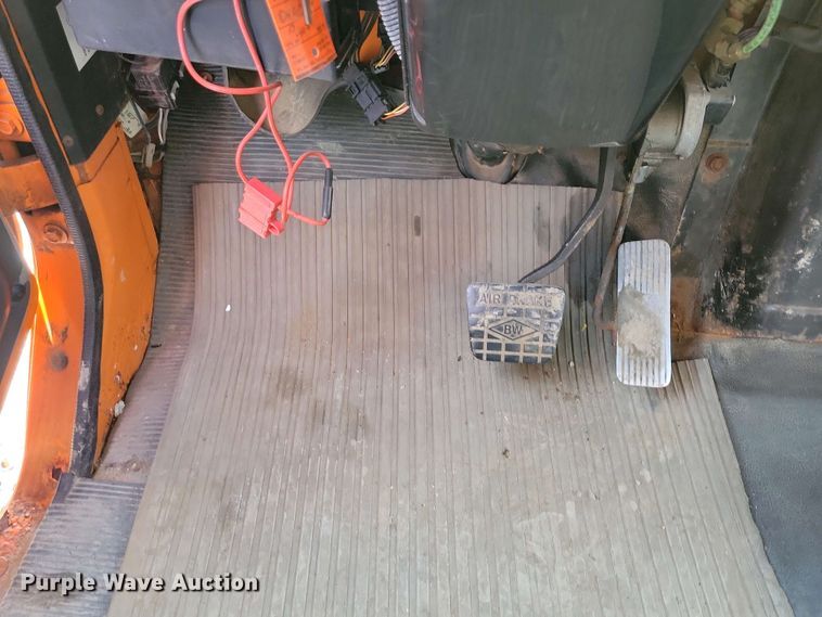 image for item NV9772 2000 International 2554 dump truck