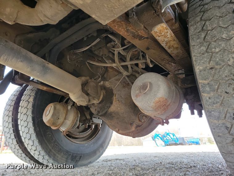 image for item NV9772 2000 International 2554 dump truck