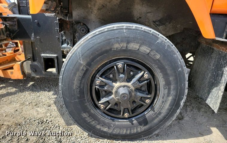 image for item NV9772 2000 International 2554 dump truck