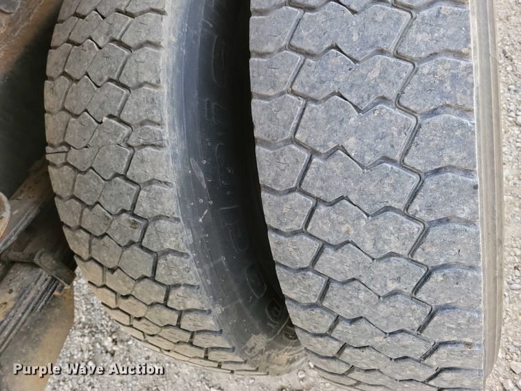 image for item NV9772 2000 International 2554 dump truck