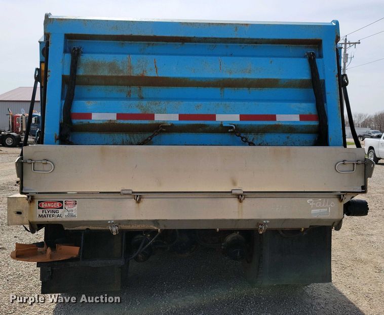 image for item NV9773 2006 International 7400 dump truck