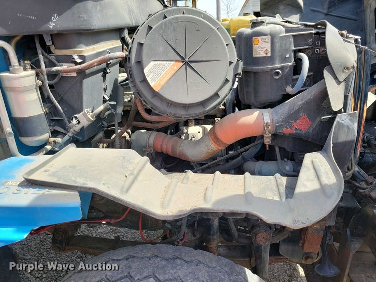 image for item NV9773 2006 International 7400 dump truck