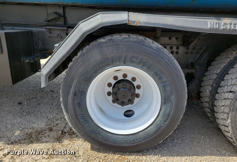 image for item NV9773 2006 International 7400 dump truck