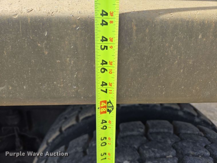 image for item NV9831 1995 Ford L8000 dump truck