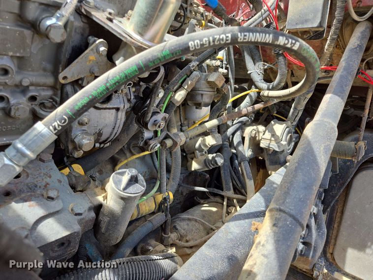 image for item NV9831 1995 Ford L8000 dump truck