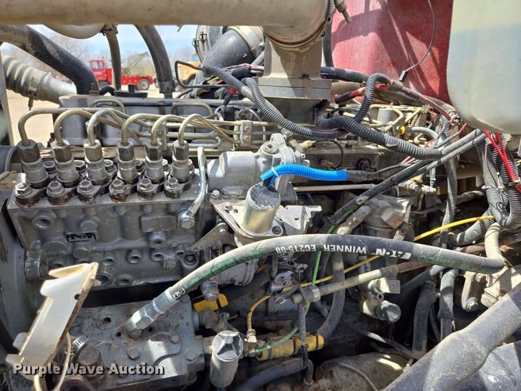 image for item NV9831 1995 Ford L8000 dump truck