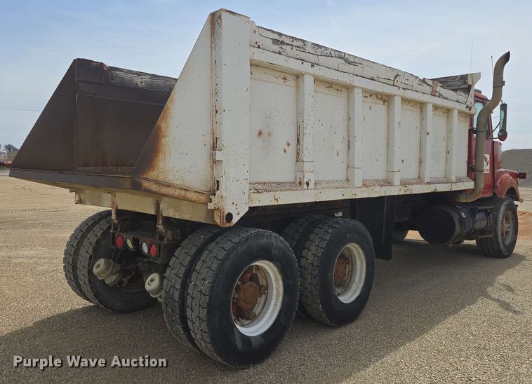 image for item NV9832 1980 White Auto Car dump truck