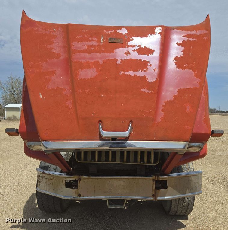 image for item NV9832 1980 White Auto Car dump truck