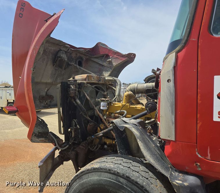 image for item NV9832 1980 White Auto Car dump truck