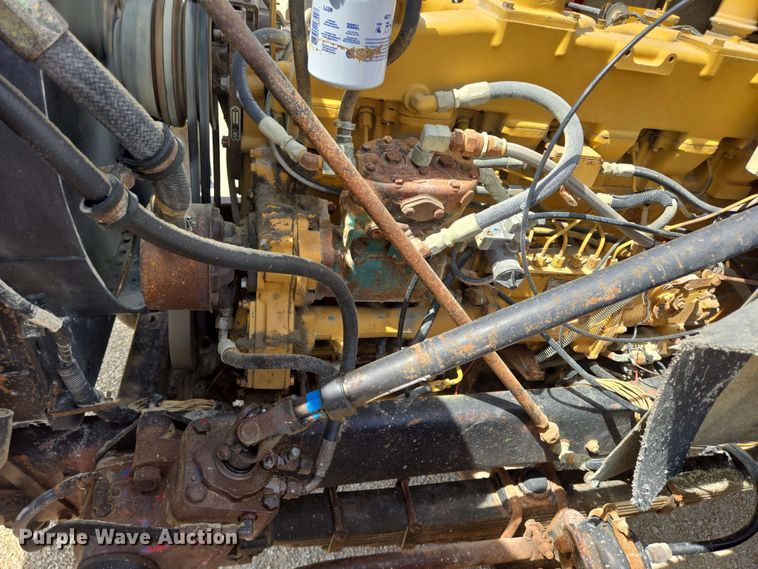 image for item NV9832 1980 White Auto Car dump truck