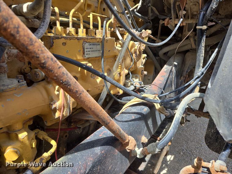 image for item NV9832 1980 White Auto Car dump truck