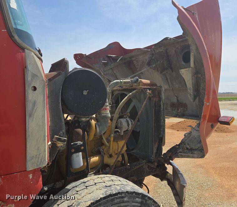 image for item NV9832 1980 White Auto Car dump truck