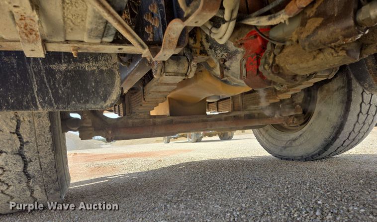 image for item NV9832 1980 White Auto Car dump truck