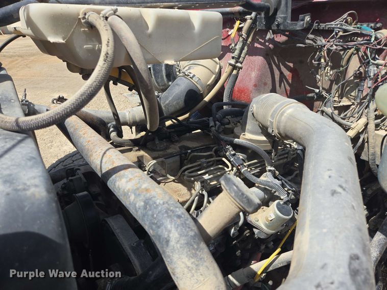 image for item NV9833 1995 Ford L8000 dump truck