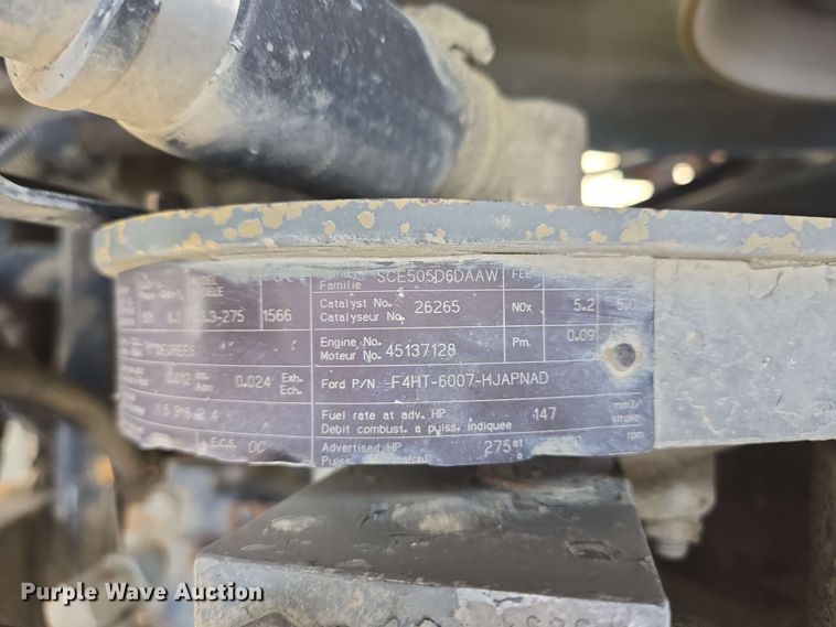 image for item NV9833 1995 Ford L8000 dump truck