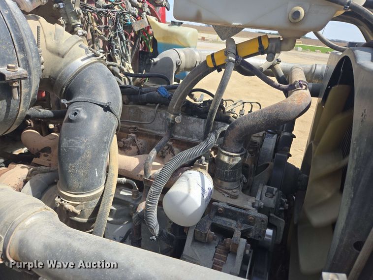 image for item NV9833 1995 Ford L8000 dump truck