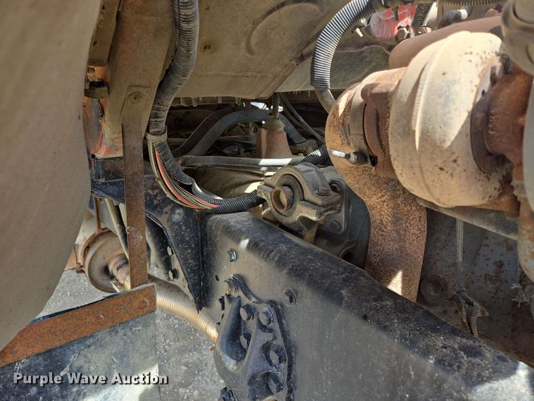 image for item NV9833 1995 Ford L8000 dump truck