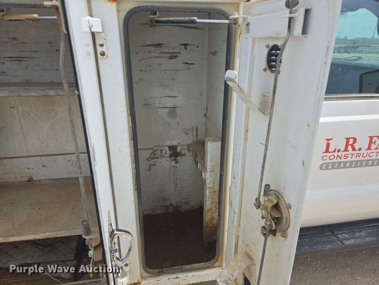 image for item NV9834 2012 Ford F550 Super Duty XL utility / service truck