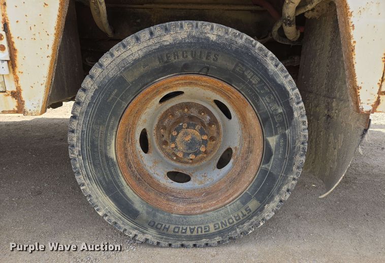 image for item NV9834 2012 Ford F550 Super Duty XL utility / service truck