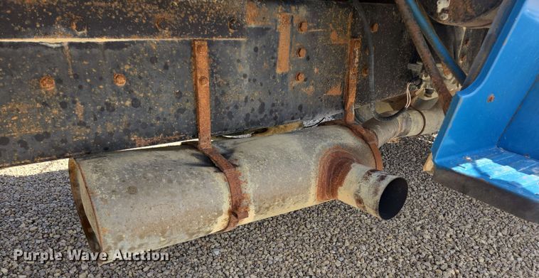 image for item NV9835 1991 Ford L9000 dump truck