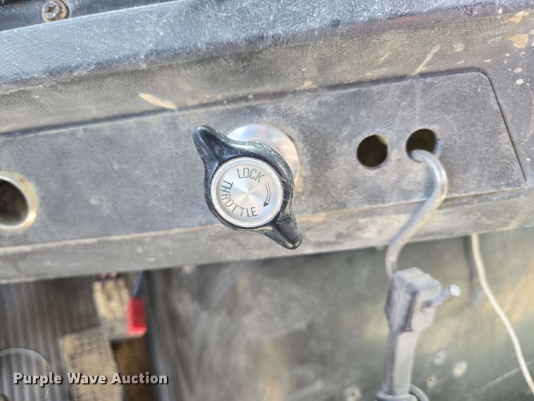 image for item NV9835 1991 Ford L9000 dump truck