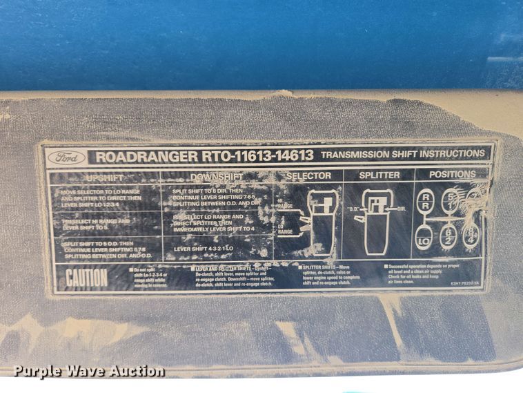 image for item NV9835 1991 Ford L9000 dump truck