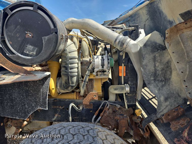 image for item NV9835 1991 Ford L9000 dump truck