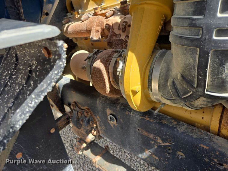 image for item NV9835 1991 Ford L9000 dump truck