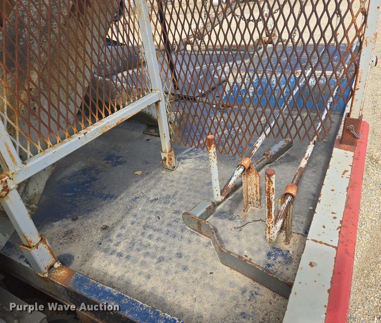 image for item NV9836 1974 Ford LN900 tow truck