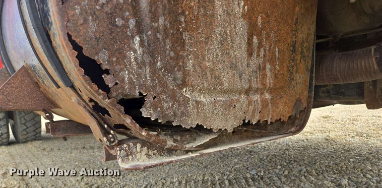 image for item NV9836 1974 Ford LN900 tow truck