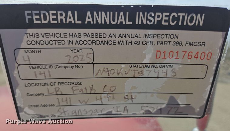 image for item NV9836 1974 Ford LN900 tow truck